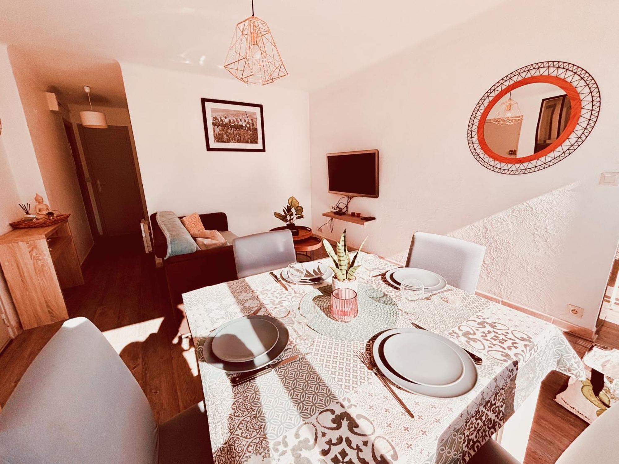 T3 Paisible Tres Proche Apartment